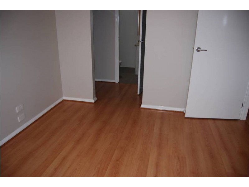 3 Hawksbury Green, Caroline Springs VIC 3023