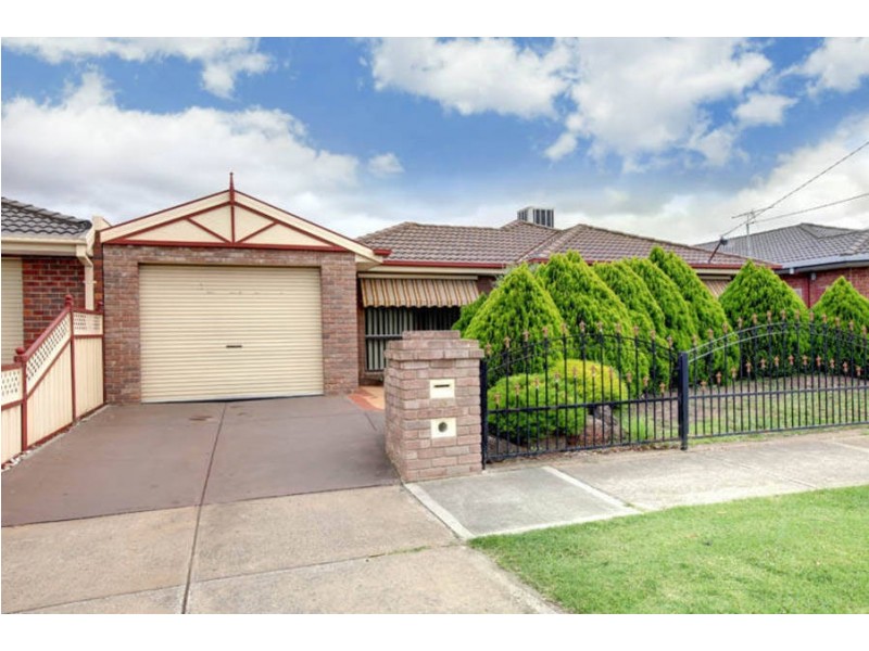15 Lewin Street, Deer Park VIC 3023