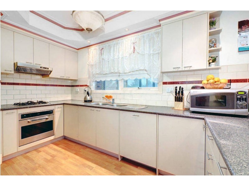 16 O’Donnell Drive, Caroline Springs VIC 3023