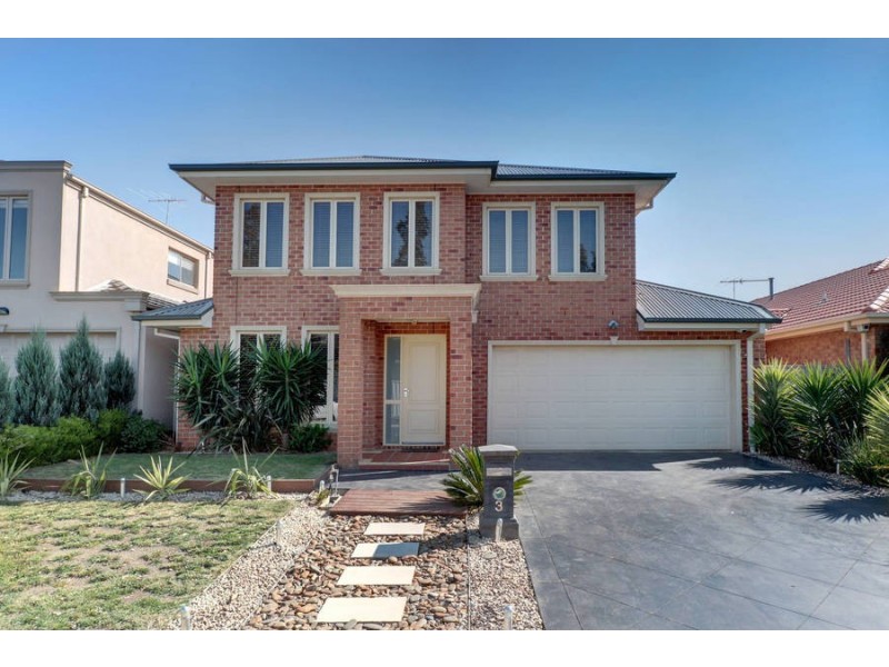 3 Caves Lane, Caroline Springs VIC 3023