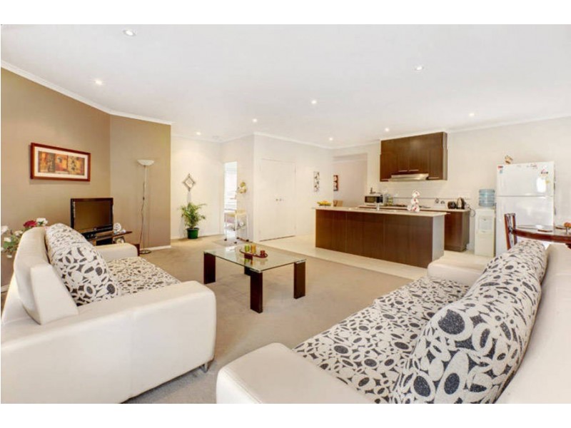 20 Westerfold Terrace, Caroline Springs VIC 3023