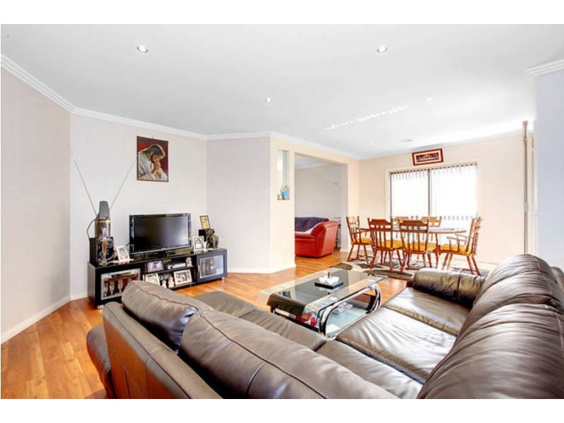 31 Connor Drive, Burnside Heights VIC 3023