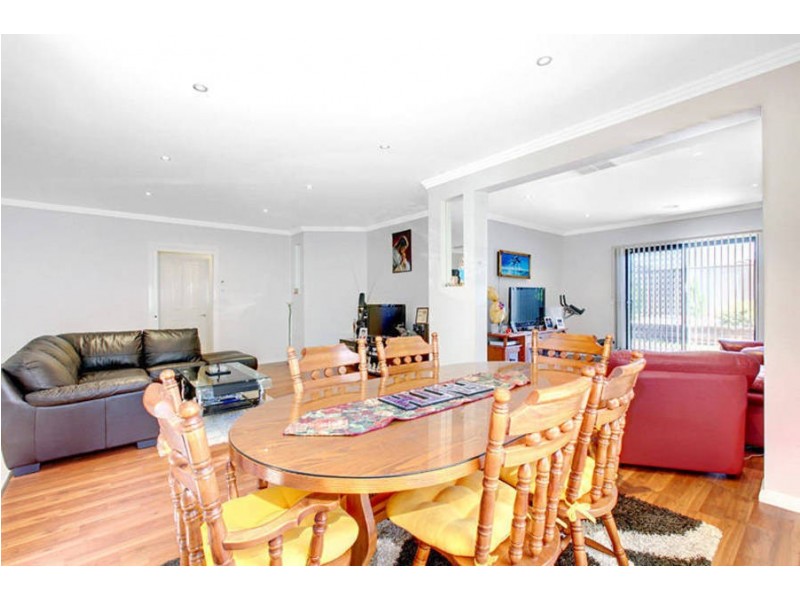 31 Connor Drive, Burnside Heights VIC 3023