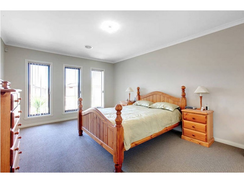 31 Connor Drive, Burnside Heights VIC 3023