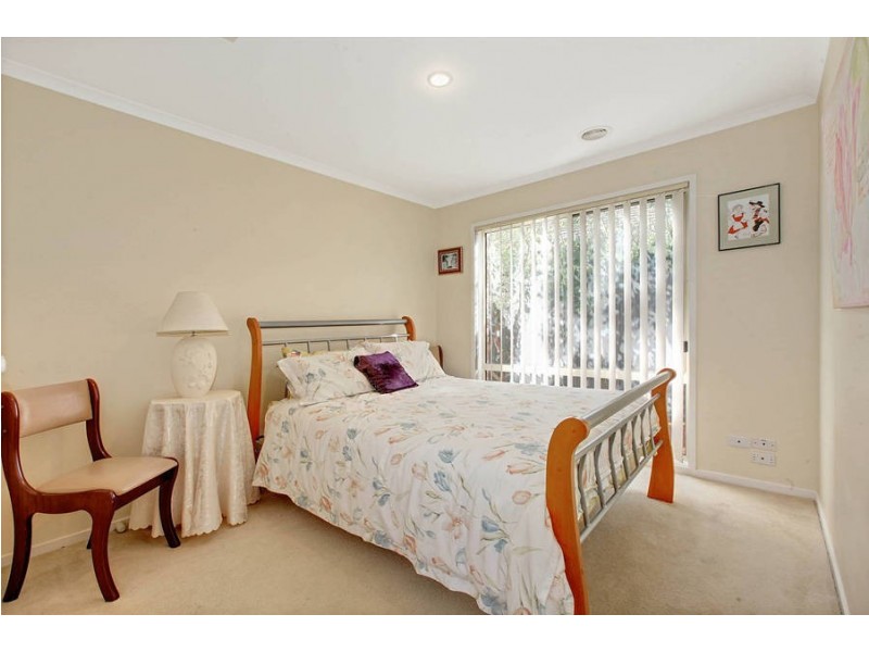 240 Westwood Drive, Burnside VIC 3023