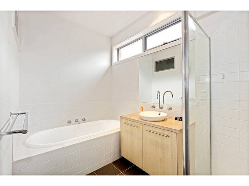 15 Cullen Terrace, Caroline Springs VIC 3023