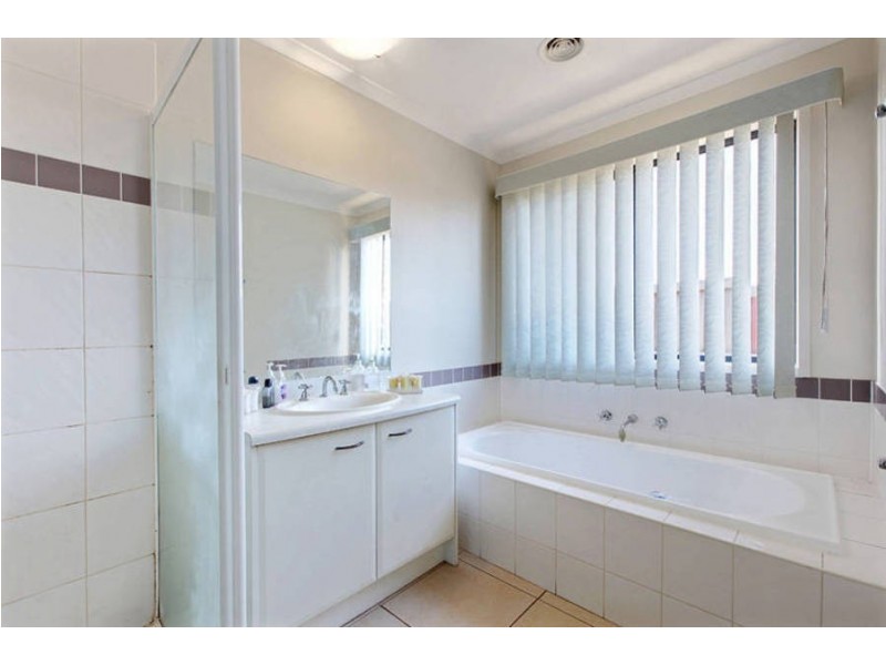 12 Dobell Crescent, Caroline Springs VIC 3023