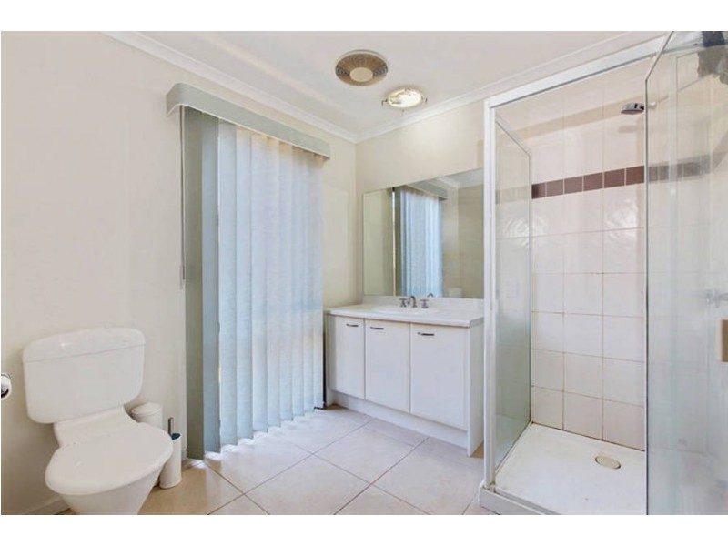 12 Dobell Crescent, Caroline Springs VIC 3023
