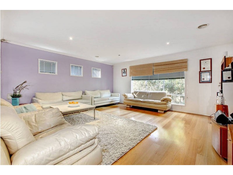 2 Braywood Terrace, Cairnlea VIC 3023