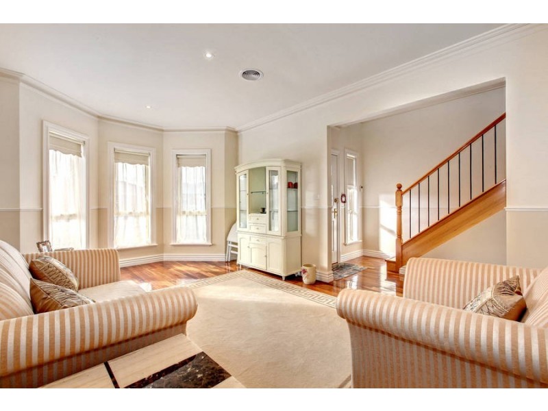 23 Dickerson Way, Caroline Springs VIC 3023