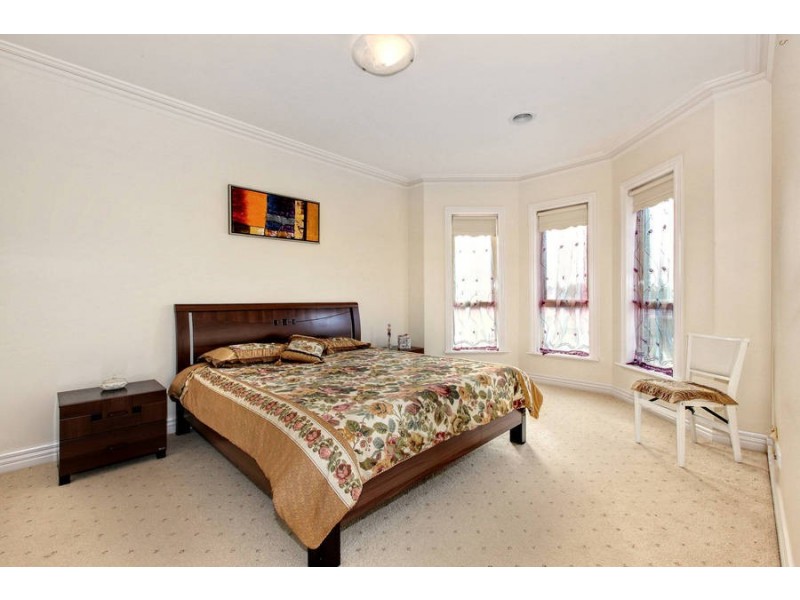 23 Dickerson Way, Caroline Springs VIC 3023