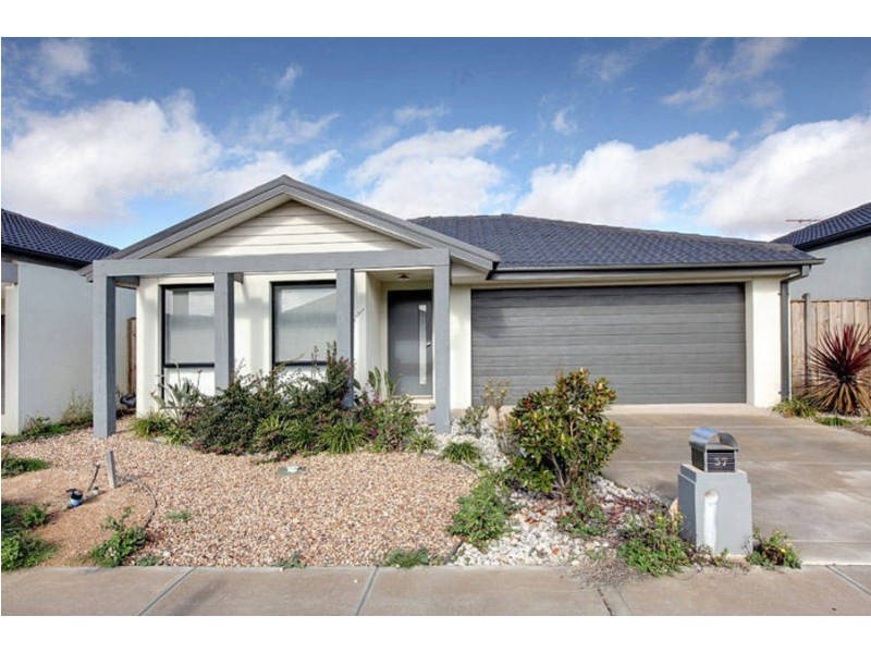 37 Giverny Close, Burnside Heights VIC 3023