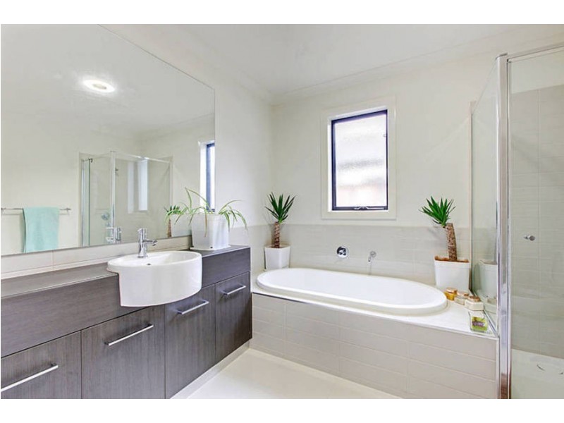 37 Giverny Close, Burnside Heights VIC 3023