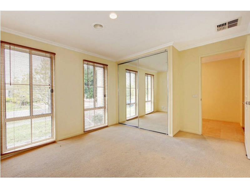 4 O’Grady Place, Burnside VIC 3023