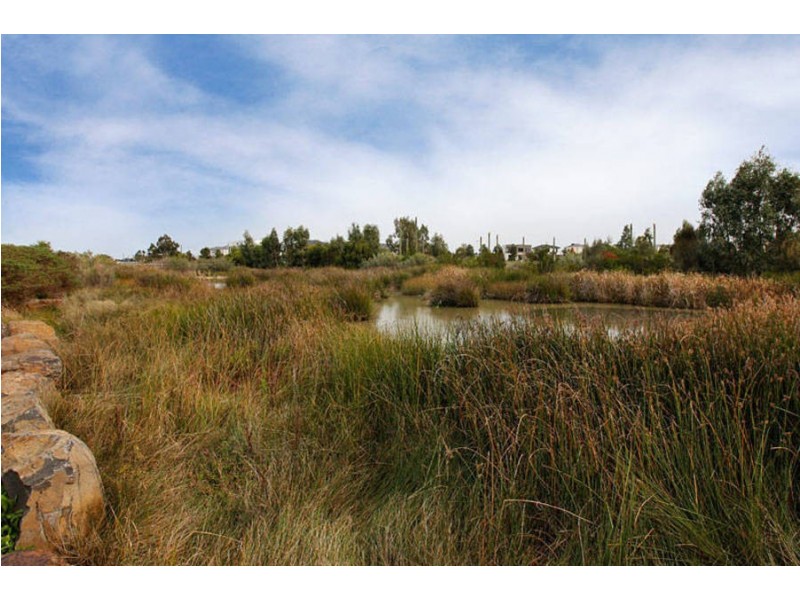 13 Waterside Drive, Burnside Heights VIC 3023