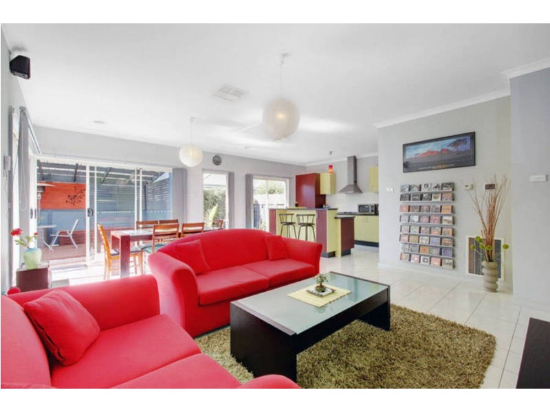 47 Dobell Crescent, Caroline Springs VIC 3023