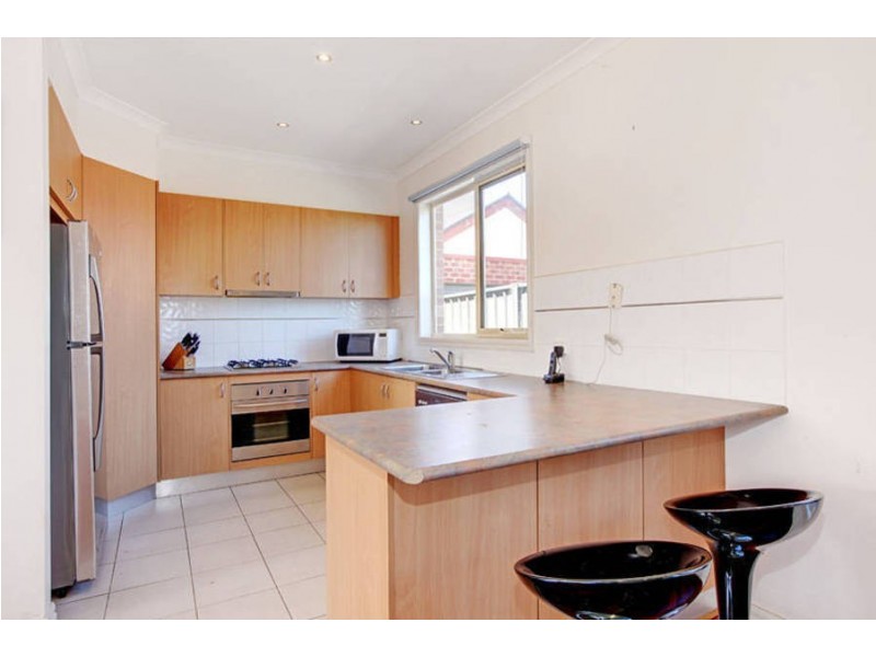 44 Dickerson Way, Caroline Springs VIC 3023