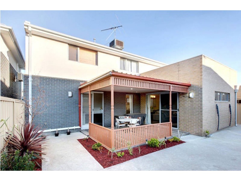 7 Worthwent Lane, Caroline Springs VIC 3023