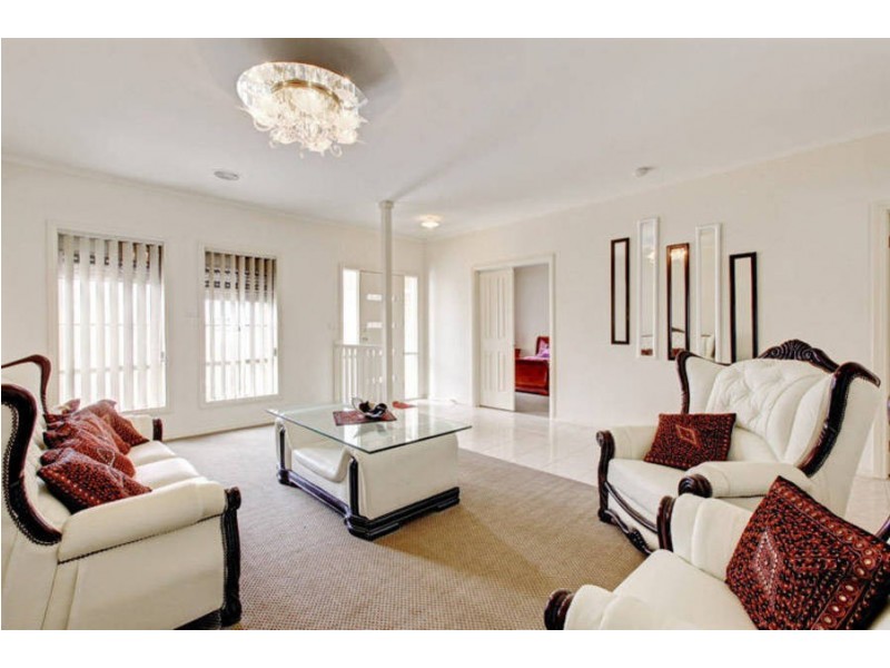 82 Arbour Boulevard, Burnside Heights VIC 3023