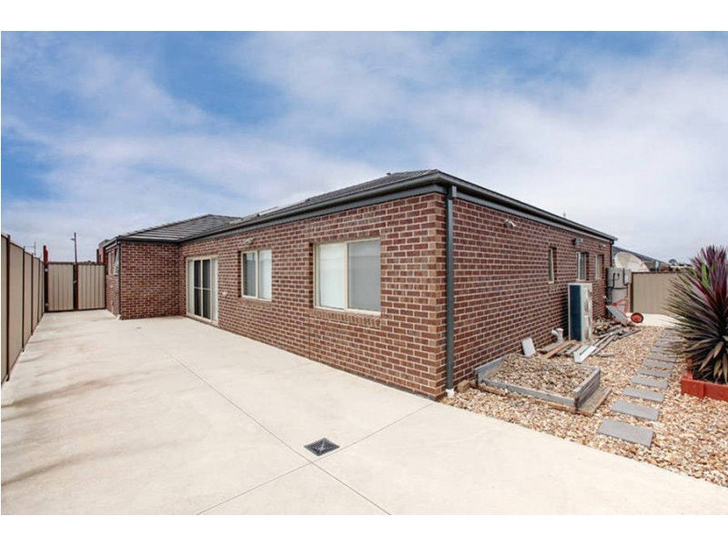 2 Yellowgum Street, Burnside Heights VIC 3023