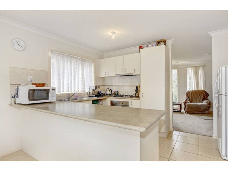 10 Iron Bark Grove, Burnside Heights VIC 3023