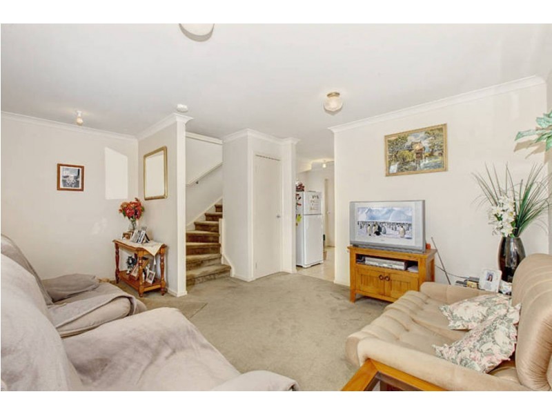10 Iron Bark Grove, Burnside Heights VIC 3023