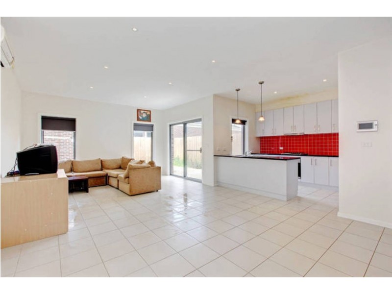 16 Langley Street, Ardeer VIC 3022