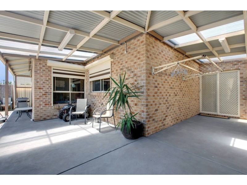 17 Studley Parkway, Caroline Springs VIC 3023