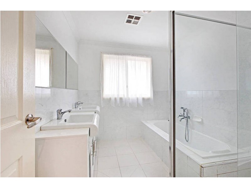 7 Elkhorn Way, Point Cook VIC 3030