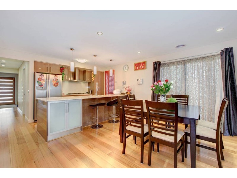 7 Wilkins Crescent, Burnside Heights VIC 3023