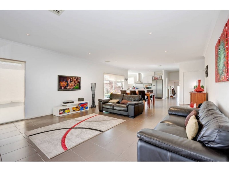 20 Goodenia Way, Caroline Springs VIC 3023