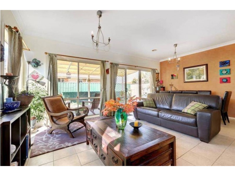 11 Lalor Court, Caroline Springs VIC 3023