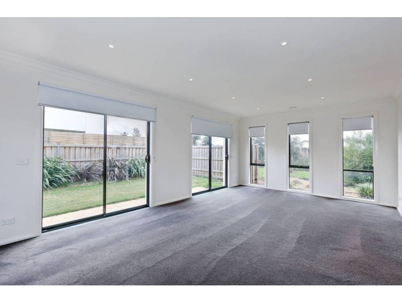 1 Cooma Place, Burnside Heights VIC 3023