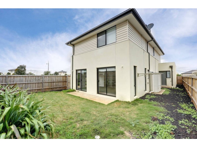 1 Cooma Place, Burnside Heights VIC 3023