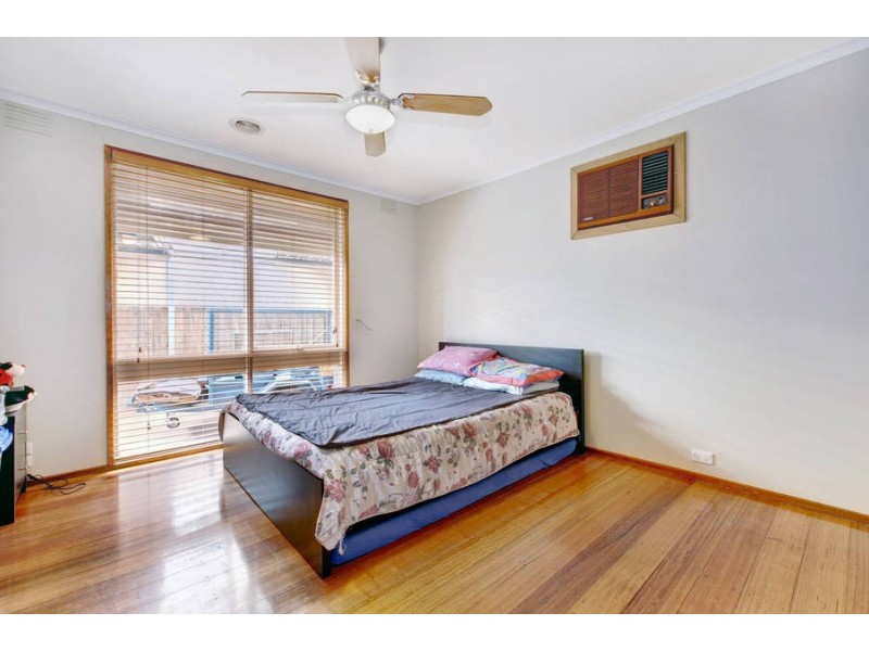 23 Grevillea Road, Kings Park VIC 3021