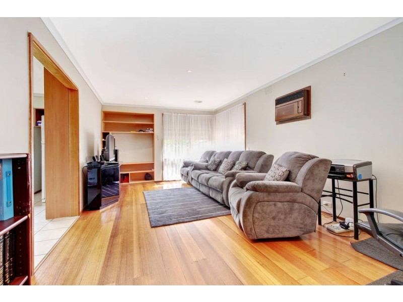 23 Grevillea Road, Kings Park VIC 3021