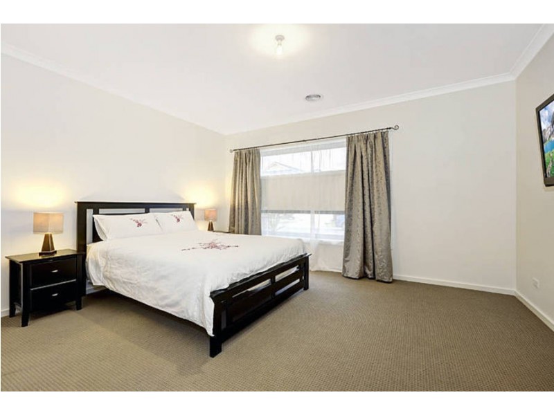 10 Upton Circle, Derrimut VIC 3030