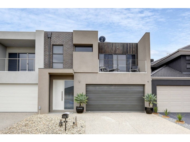 9  Tatterson Way, Caroline Springs VIC 3023
