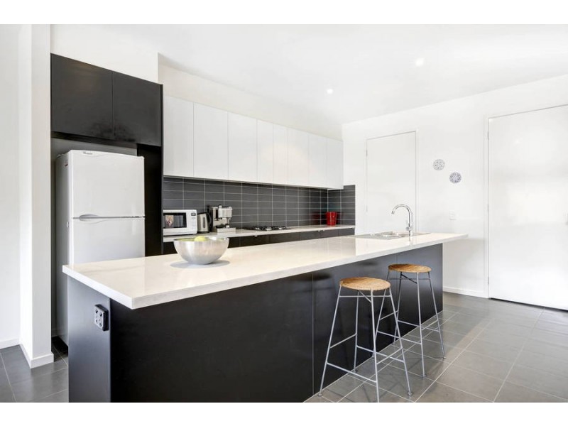 7 Tatterson Way, Caroline Springs VIC 3023