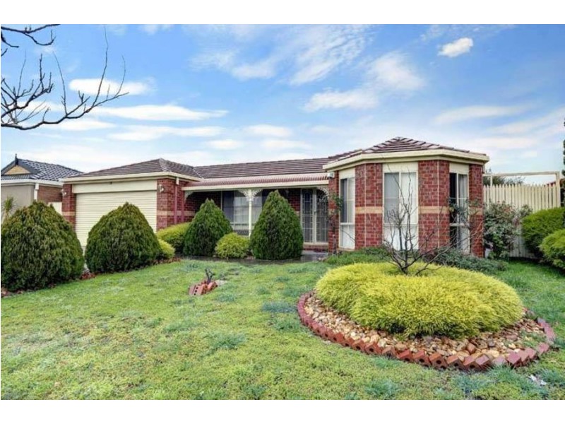 21 Flintoff Avenue, Burnside VIC 3023
