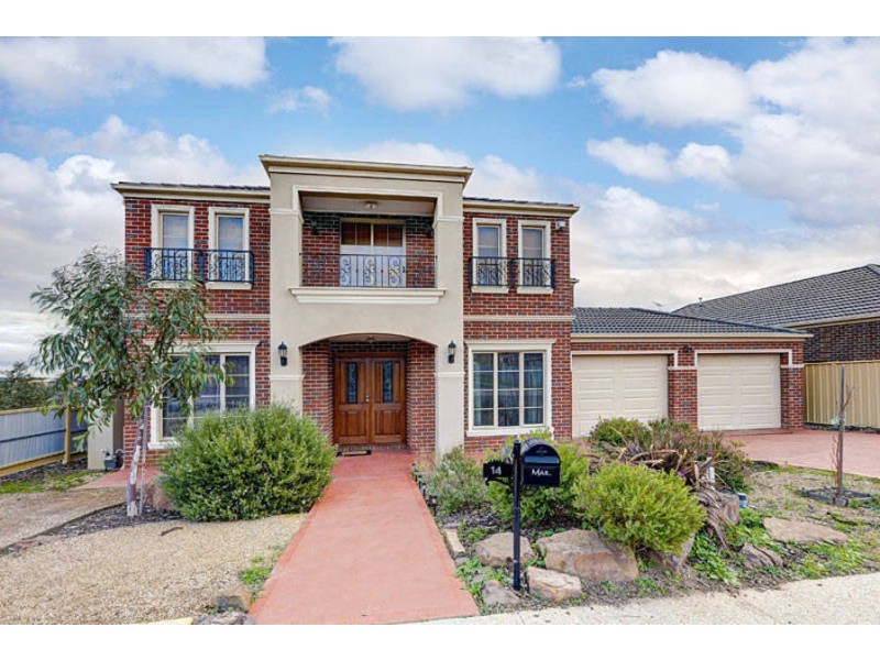 14 Holland Way, Caroline Springs VIC 3023