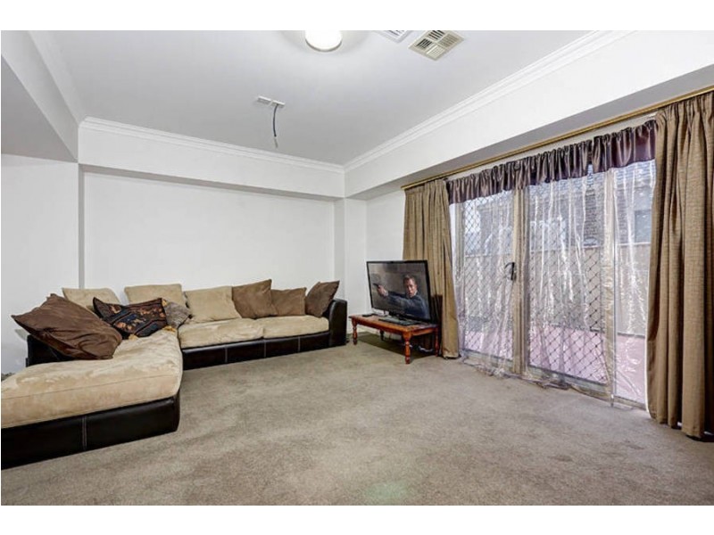 14 Holland Way, Caroline Springs VIC 3023