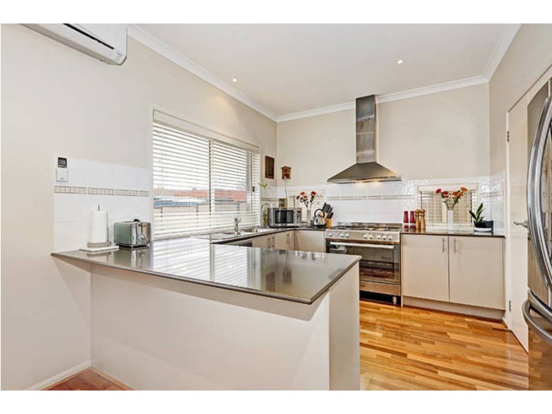 23 Waterside Drive, Burnside Heights VIC 3023