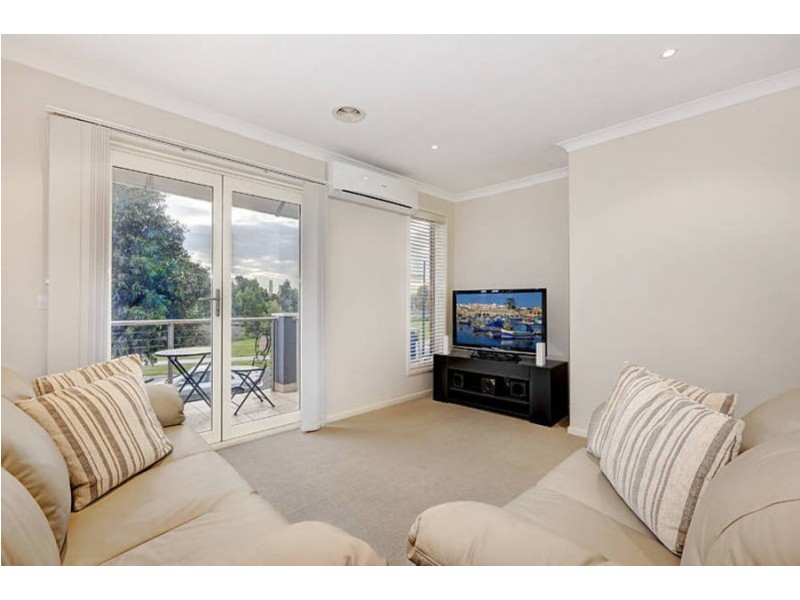 23 Waterside Drive, Burnside Heights VIC 3023