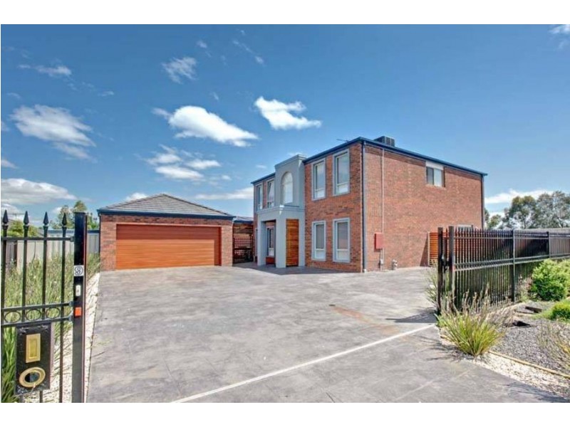 9  Millstream Way, Caroline Springs VIC 3023