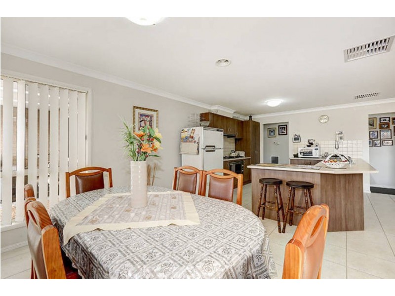 9 Highfield Road, Cairnlea VIC 3023