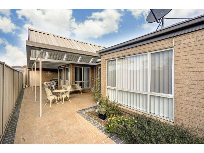 9 Highfield Road, Cairnlea VIC 3023