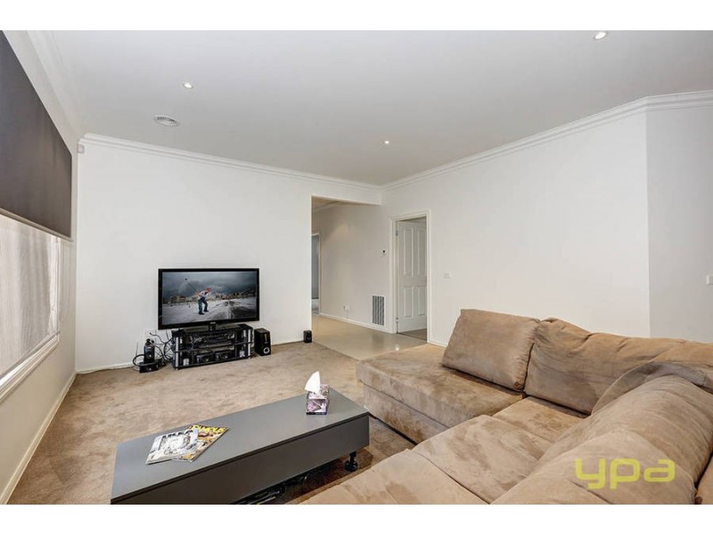 43 Connor Drive, Burnside Heights VIC 3023