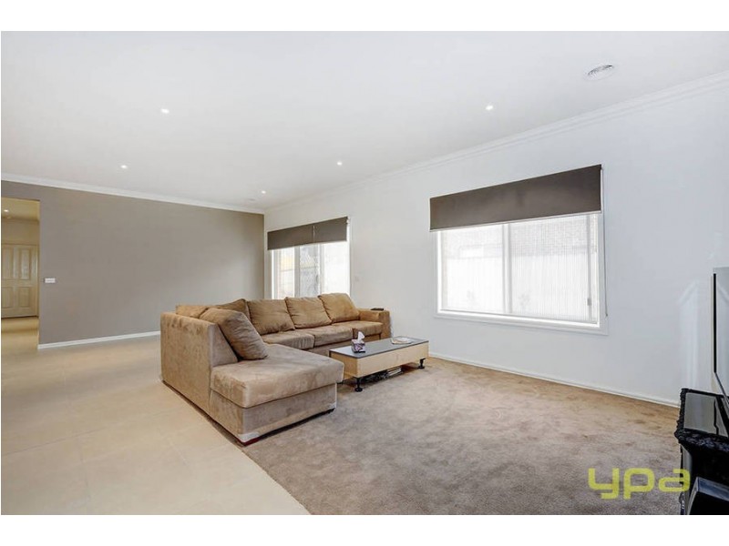 43 Connor Drive, Burnside Heights VIC 3023