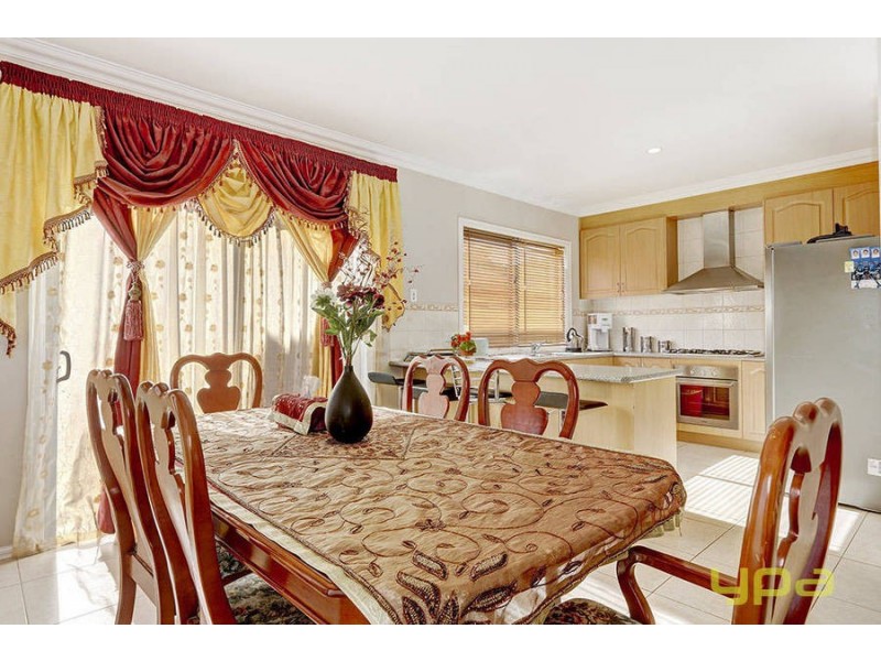 7 Deepdene Street, Caroline Springs VIC 3023